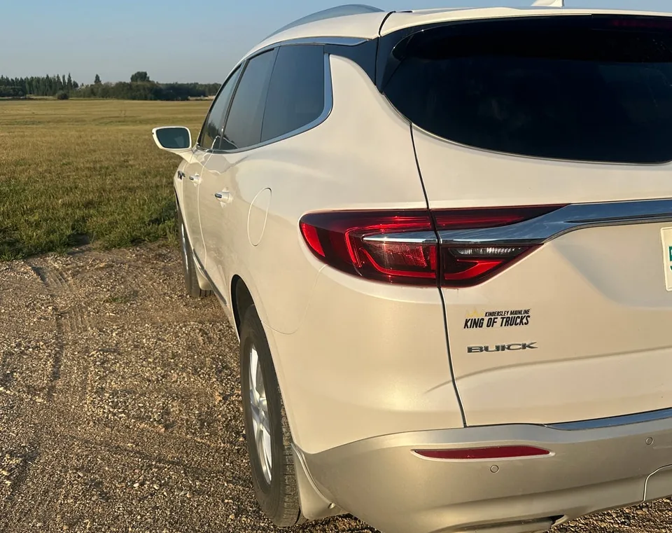 Buick Enclave 2018 photo 2