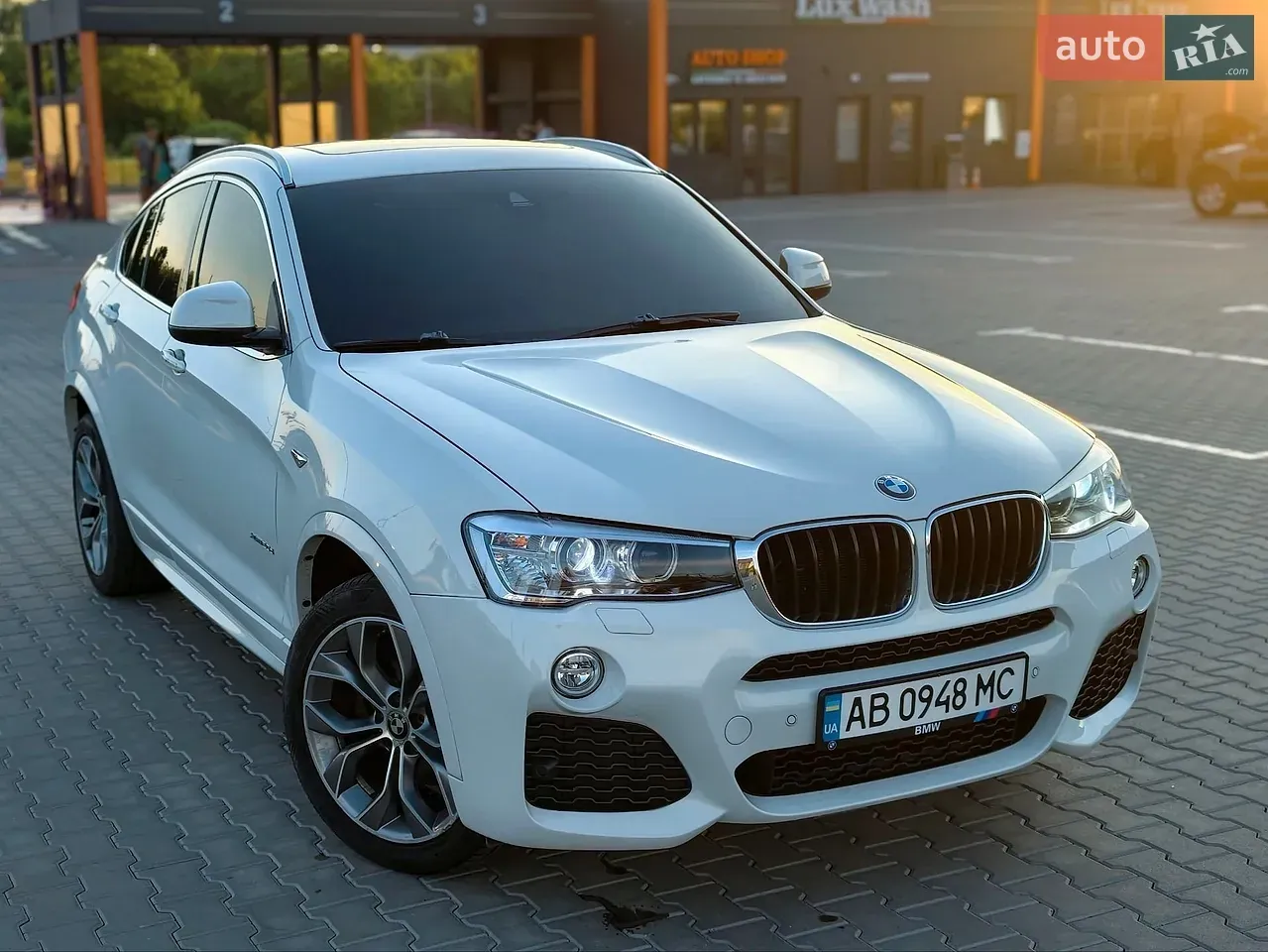 BMW X4 2016 photo 4