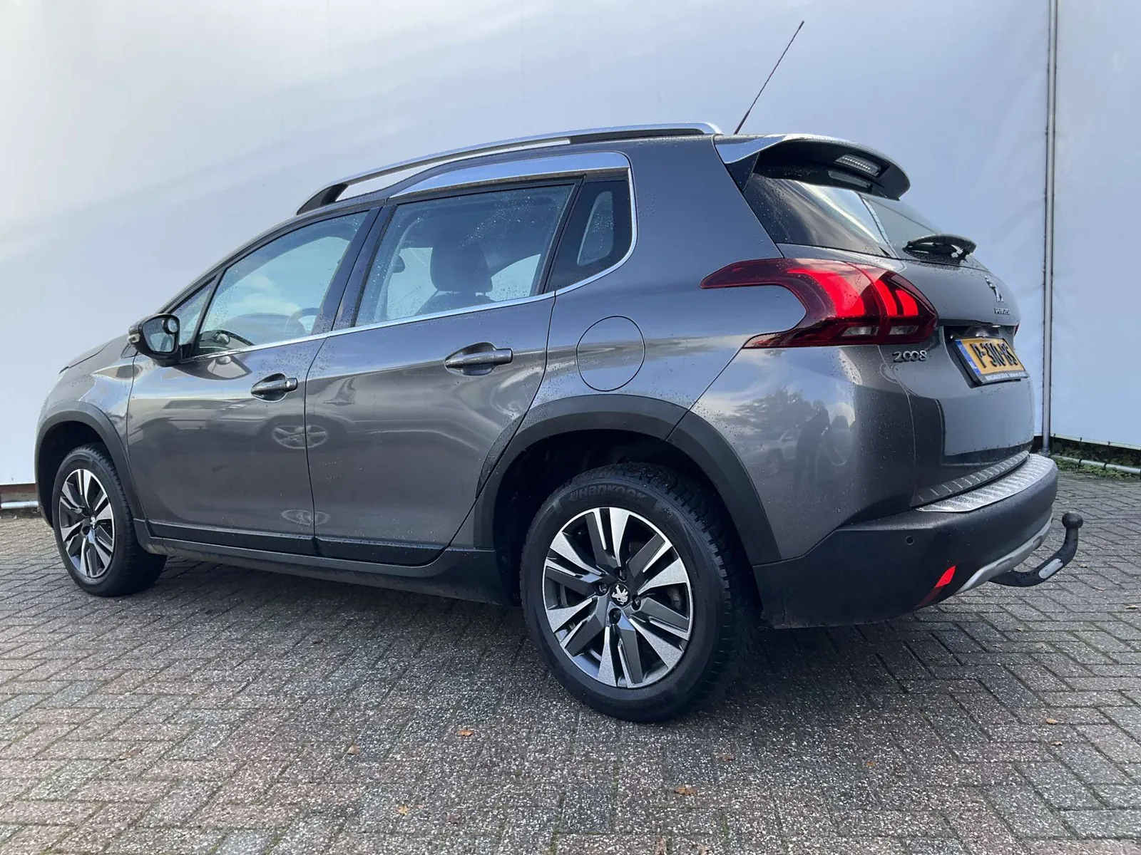 Peugeot 2008 2016 photo 2
