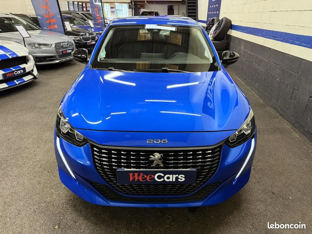 Peugeot 208 2023 photo 2