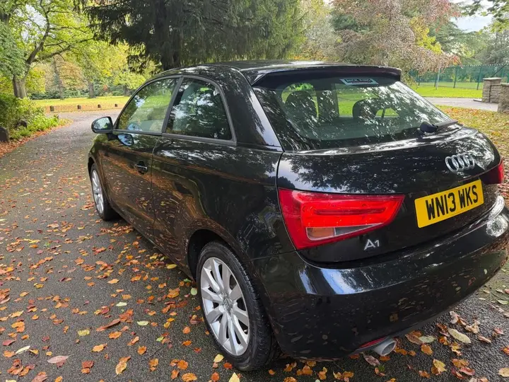 Audi A1 2013 photo 4