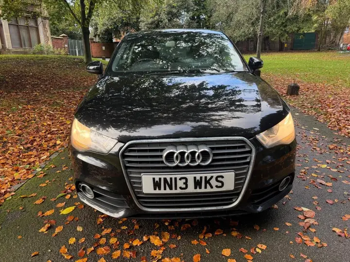 Audi A1 2013 photo 2