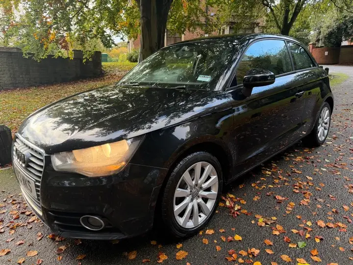 Audi A1 2013 photo 3