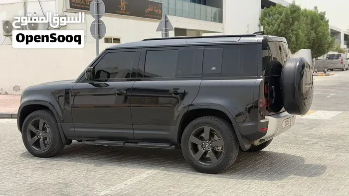 Land Rover Defender 2024 photo 3