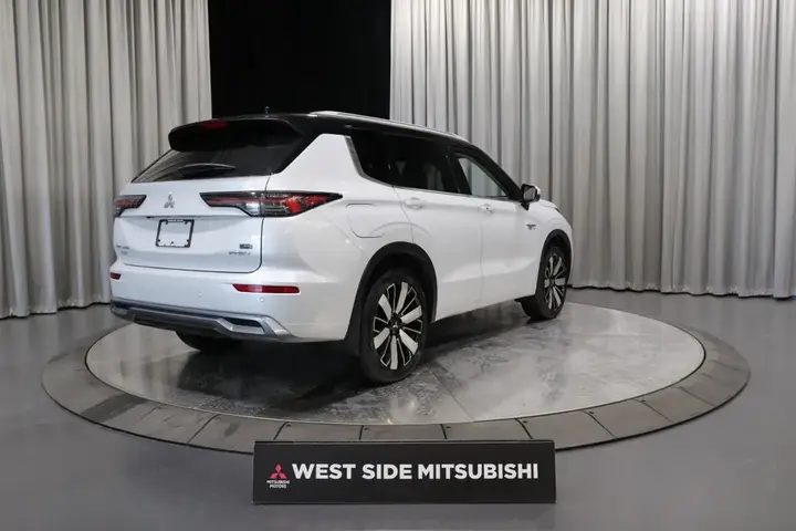 Mitsubishi Outlander 2026 photo 5