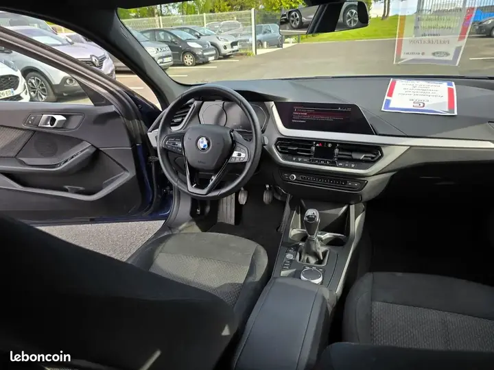 BMW 1 Series 2021 photo 5
