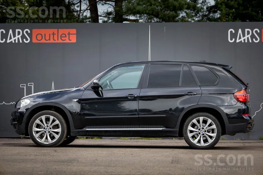 BMW X5 2010 photo 5