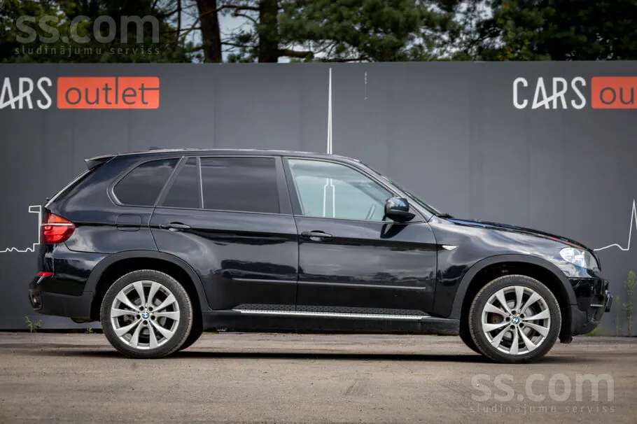 BMW X5 2010 photo 4