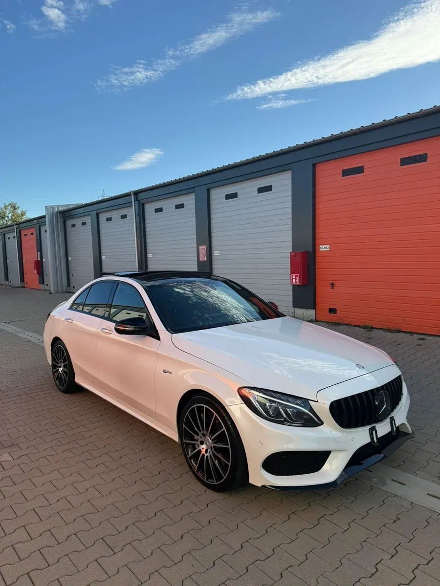 Mercedes-Benz C-Class 2017 photo 2