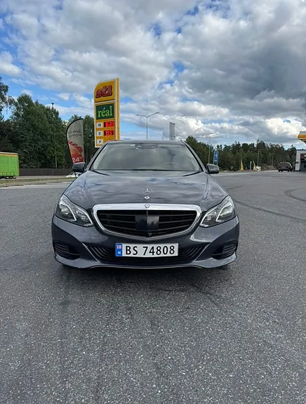 Mercedes-Benz E500