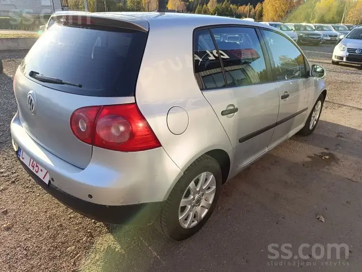 Volkswagen Golf 2004 photo 4