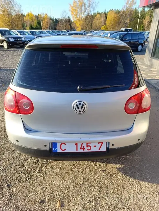 Volkswagen Golf 2004 photo 3