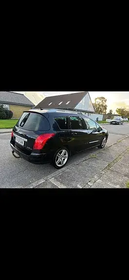 Peugeot 308 2010 photo 4