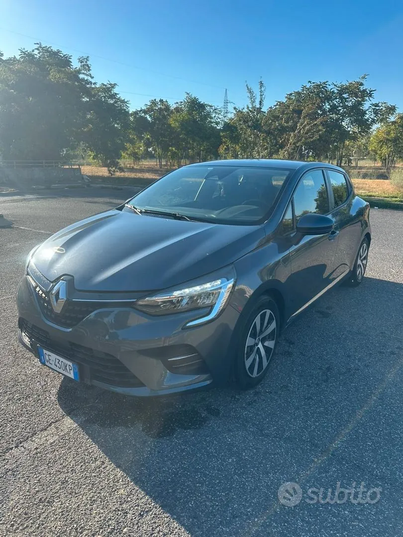 Renault Clio 2021 photo 2