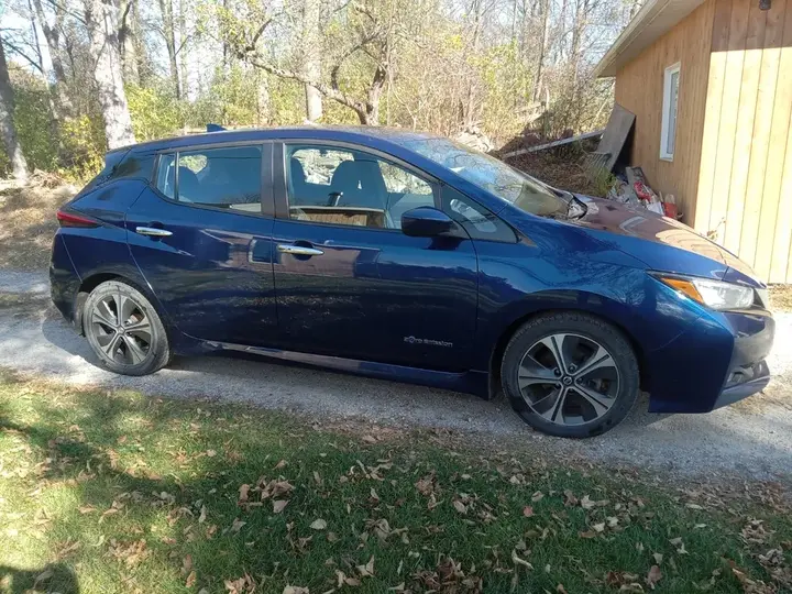 Nissan Leaf 2018 photo 3