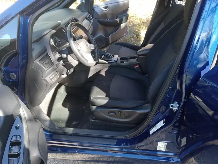 Nissan Leaf 2018 photo 4