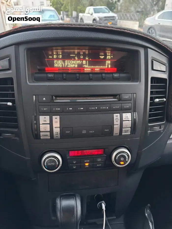 Mitsubishi Pajero 2015 photo 4