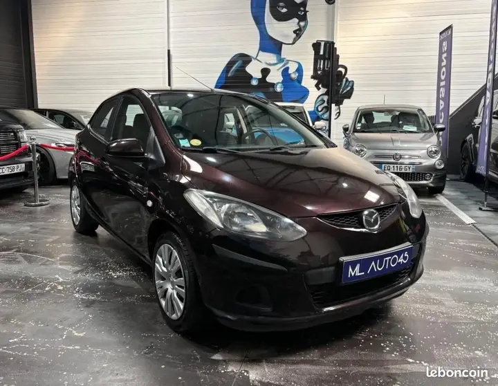 Mazda 2 2008 photo 3