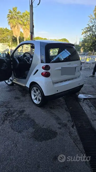 Smart 451 2009 photo 2