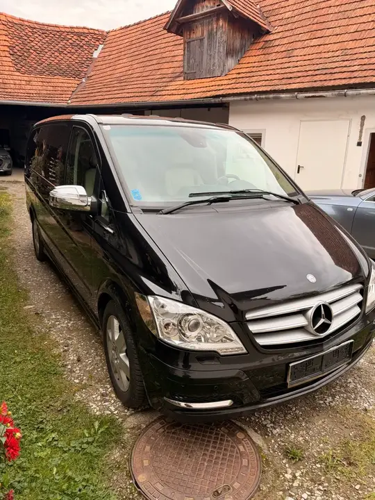 Mercedes-Benz Viano 2014 photo 2