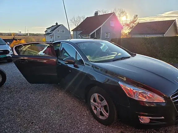 Peugeot 508 2011 photo 2