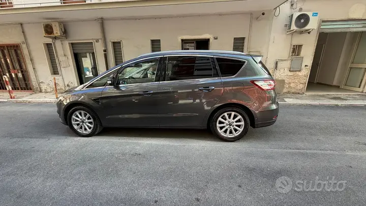 Ford S-Max 2016 photo 2