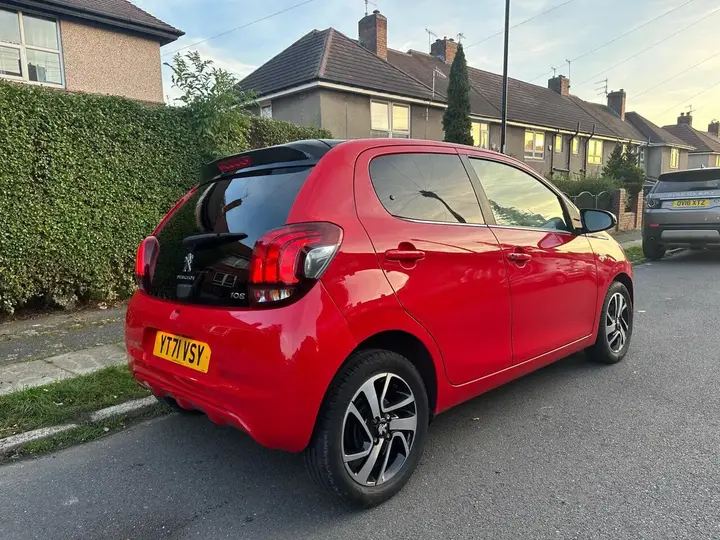 Peugeot 108 2021 photo 2