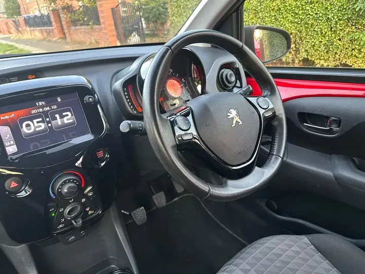 Peugeot 108 2021 photo 3