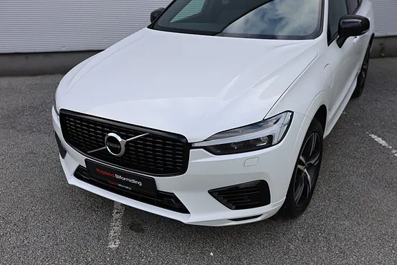 Volvo Xc60 2021 photo 2