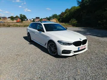 BMW 520I