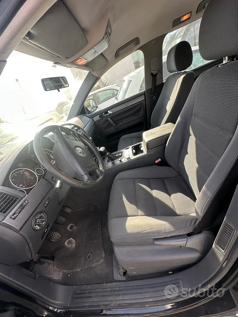 Volkswagen Touareg 2005 photo 5