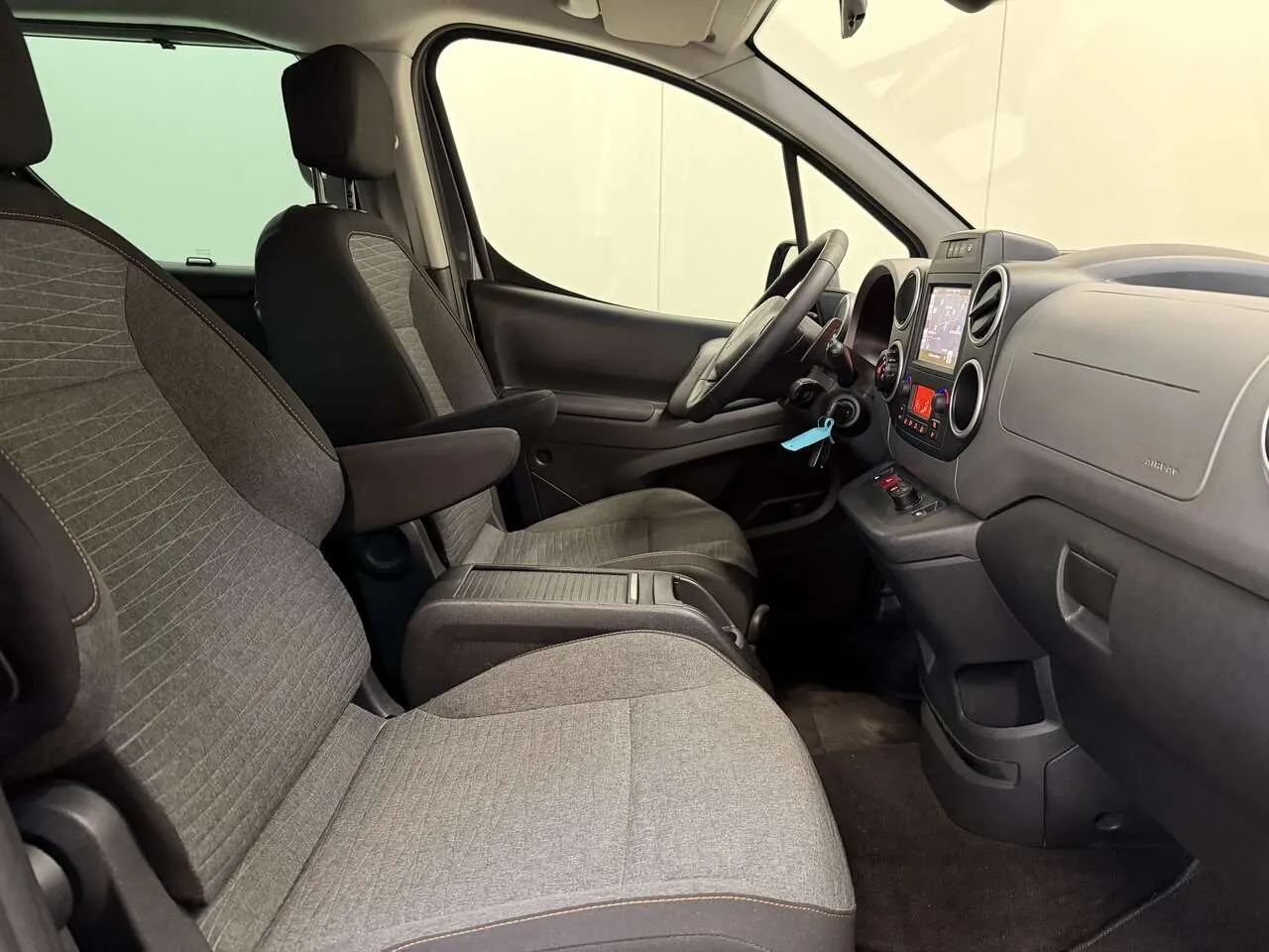 Citroen Berlingo 2017 photo 2