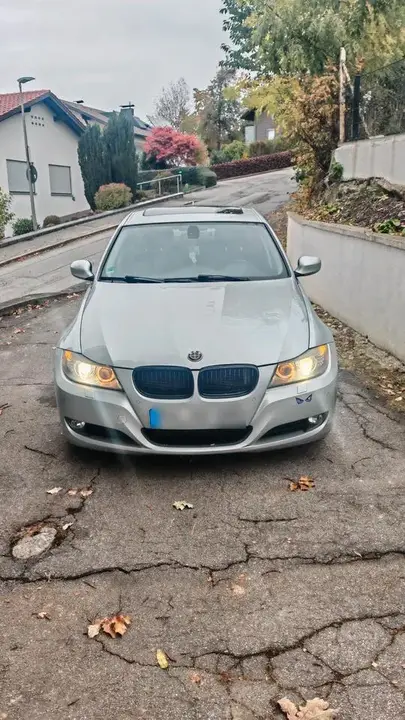 BMW E90