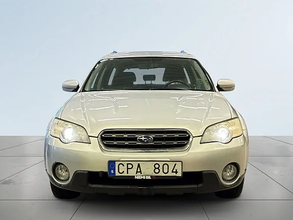 Subaru Outback 2006 photo 2