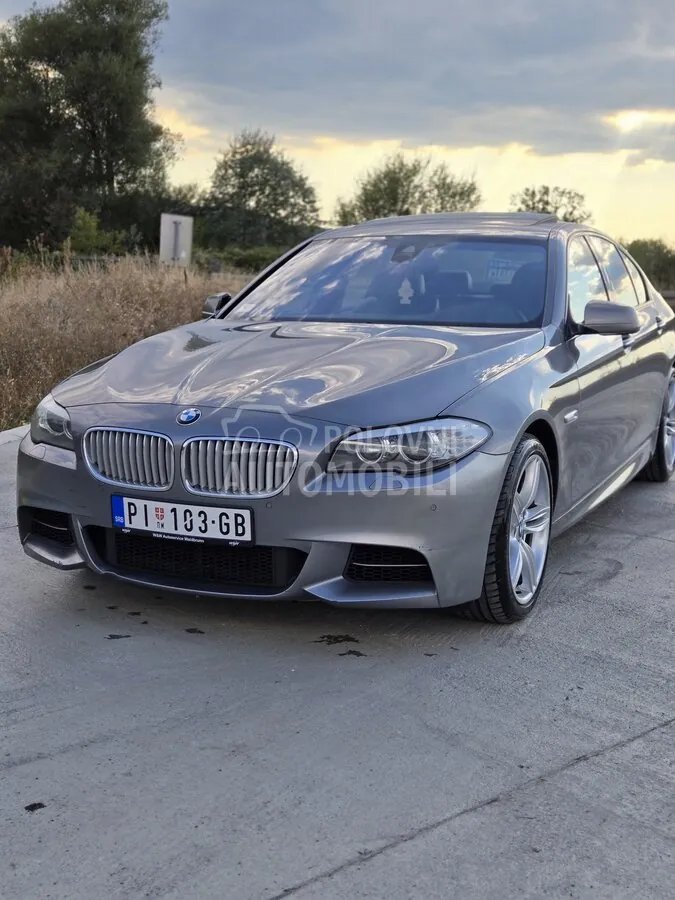 BMW M550