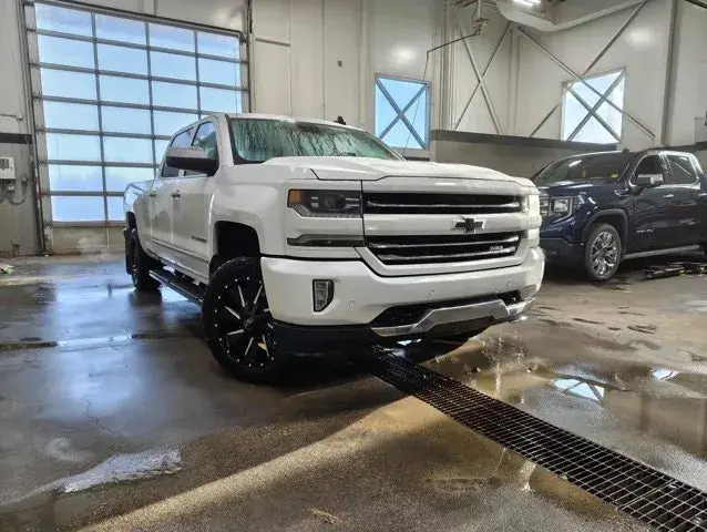 Chevrolet Silverado 1500 2018 photo 2