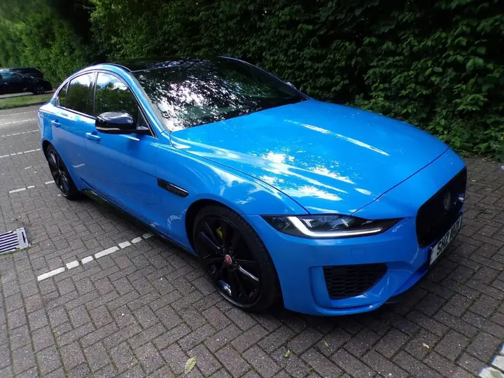 Jaguar Xe