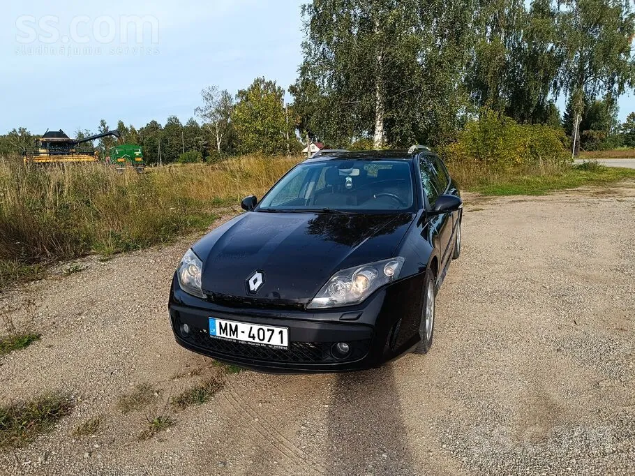 Renault Laguna 2010 photo 4