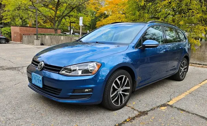 Volkswagen Golf Sportwagen