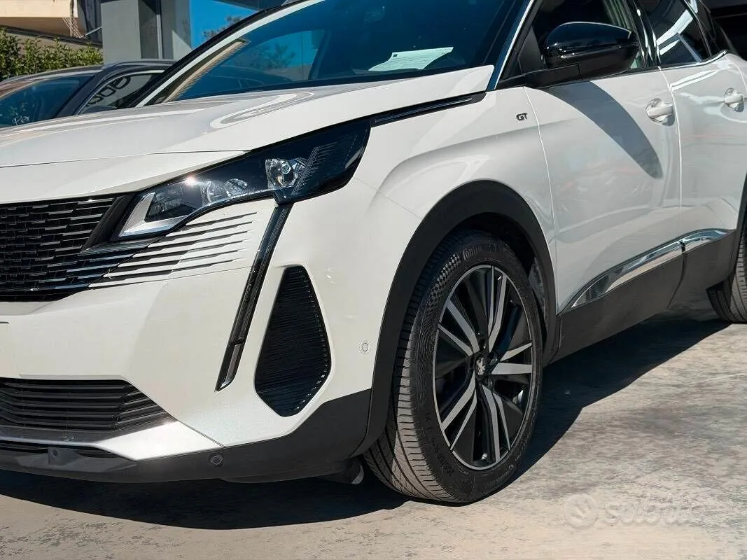 Peugeot 3008 2022 photo 3