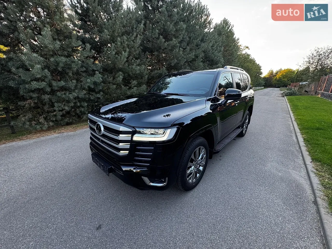 Toyota Land Cruiser 2021 photo 2