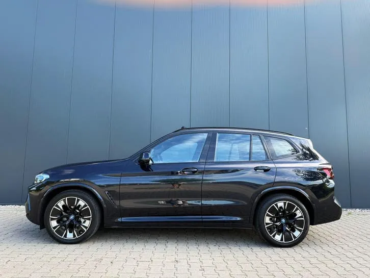 BMW Ix3 2023 photo 3