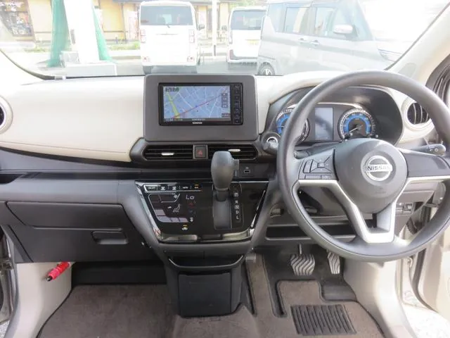 Nissan Dayz 2022 photo 2