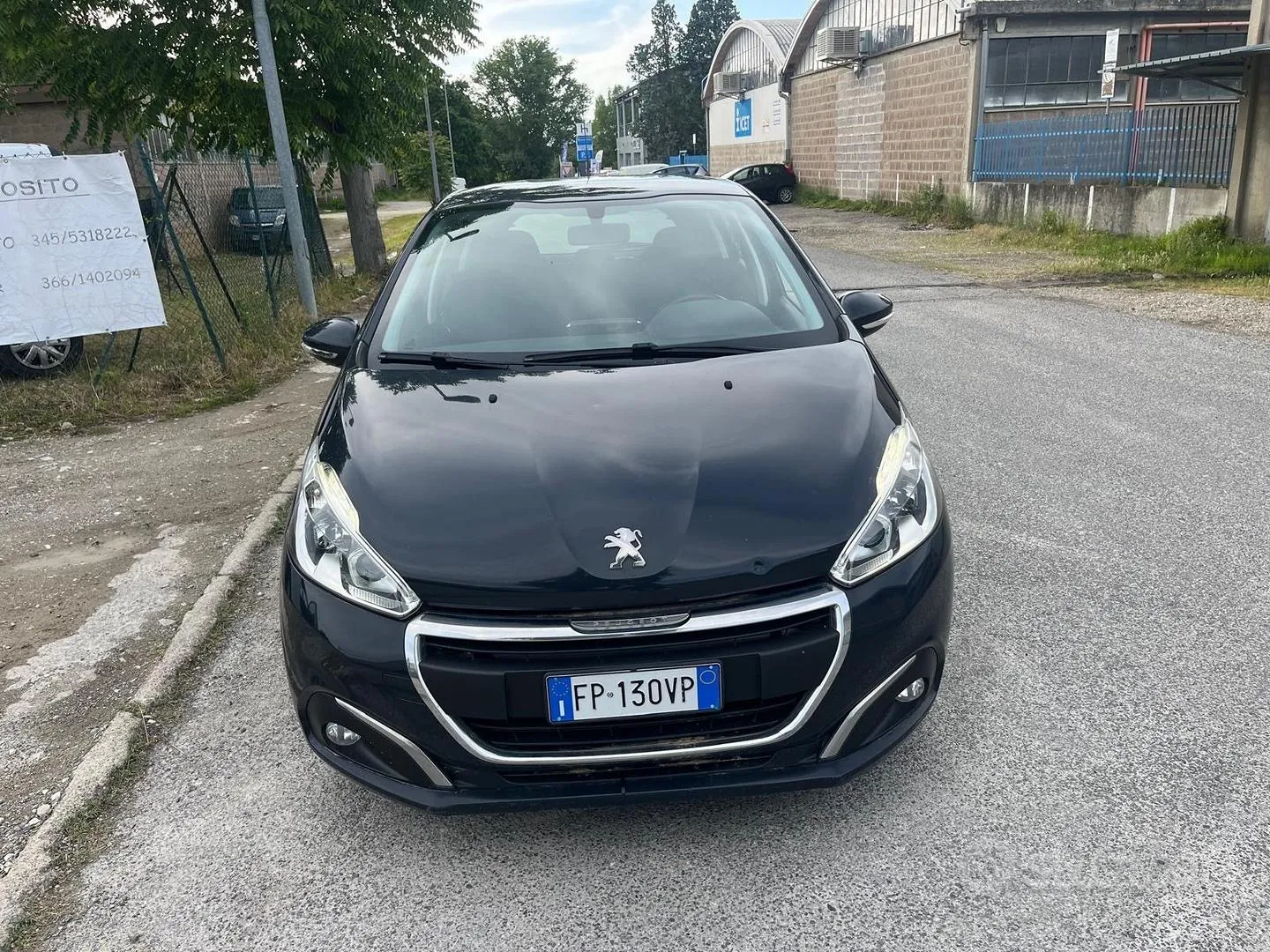 Peugeot 208 2018 photo 2