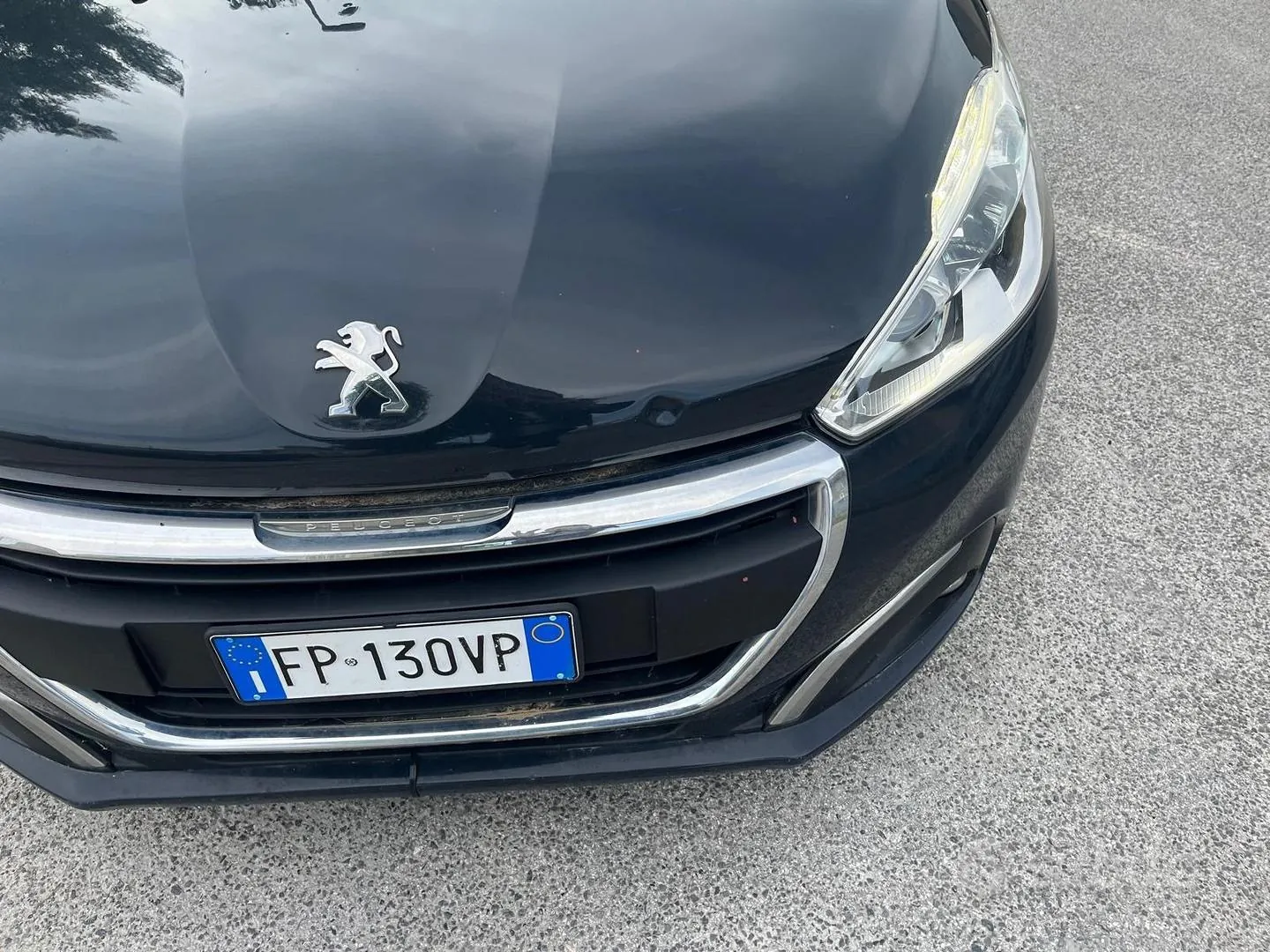 Peugeot 208 2018 photo 3