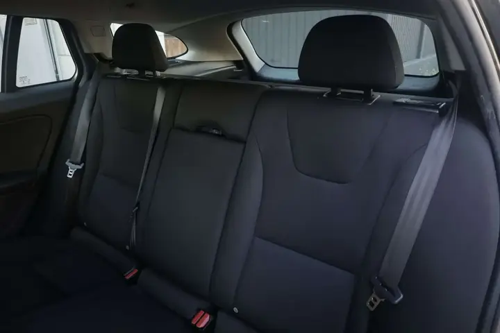 Volvo V60 2015 photo 3