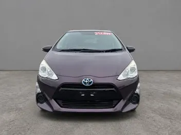 Toyota Aqua 2015 photo 3