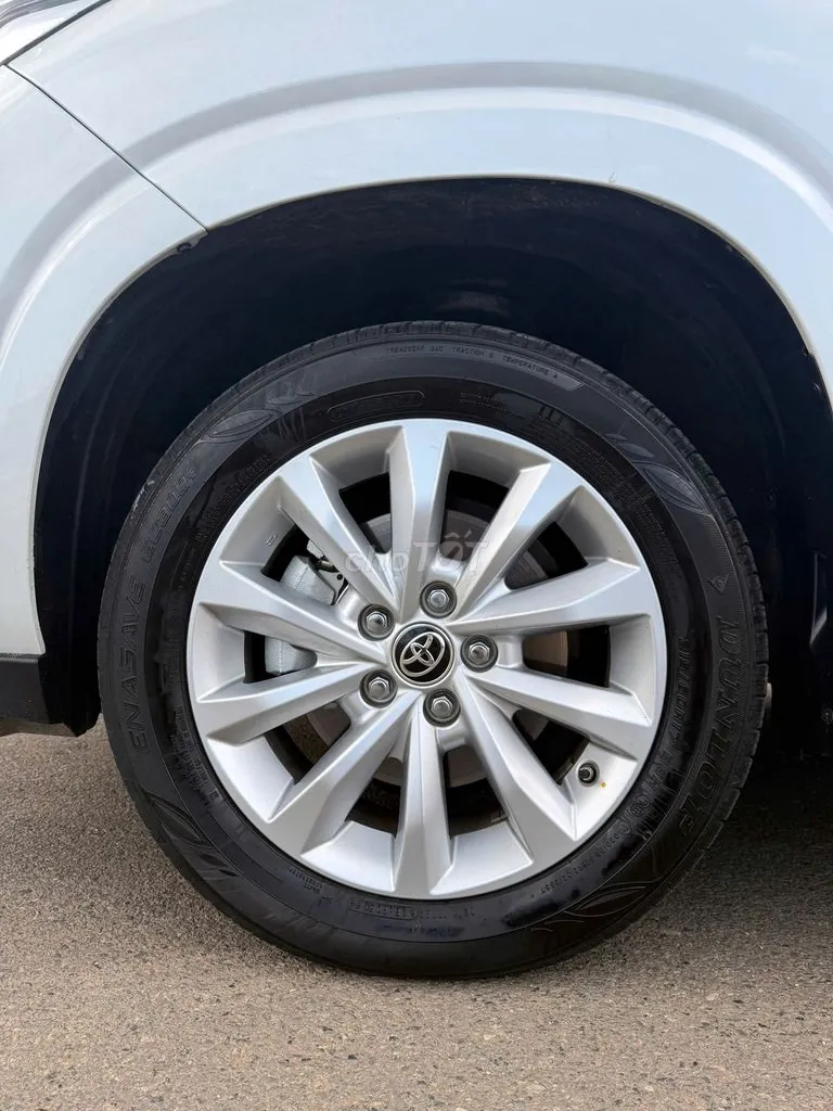 Toyota Innova Cross 2026 photo 4