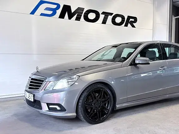 Mercedes-Benz E220 2011 photo 4