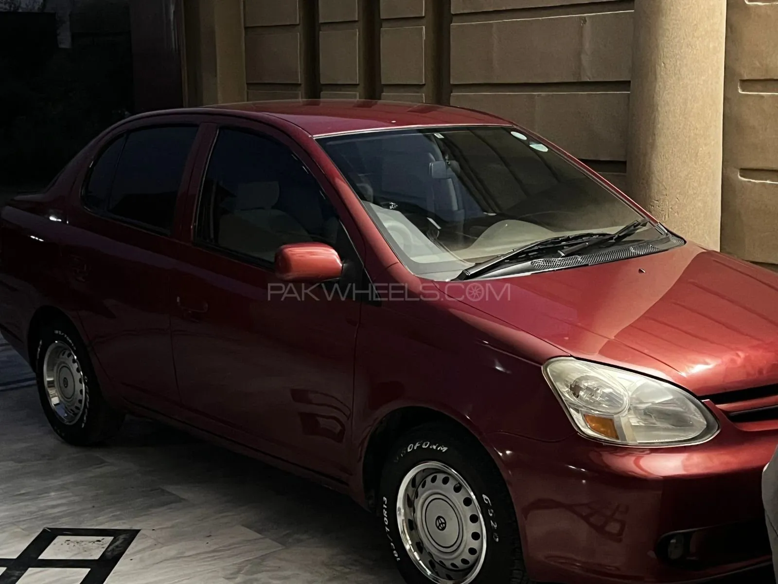 Toyota Platz